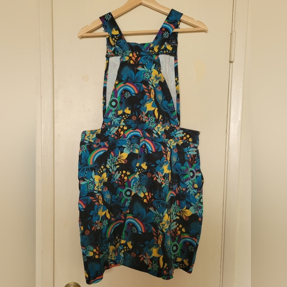 Run and Fly Rainbow Dinosaur Pinafore - Picture 4 of 7